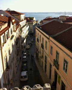 alfama-sidestreet